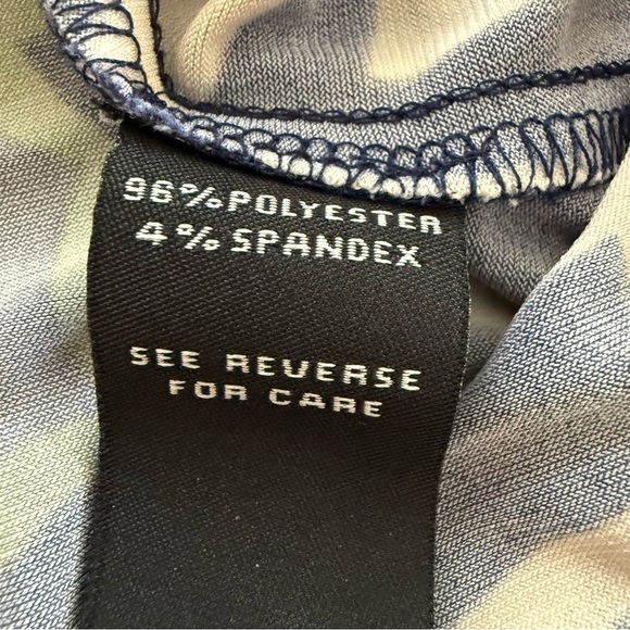 Coco Bianco Floral Bell Sleeve Blouse - Picture 10 of 11